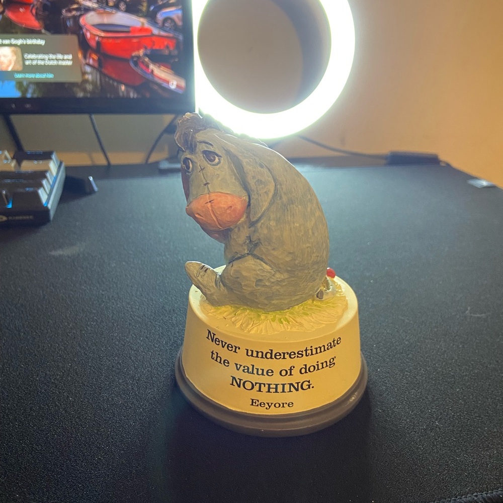 Vintage Disney Eeyore figurine statue